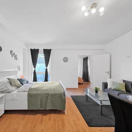 Apartment Sparkasse Platz 8
