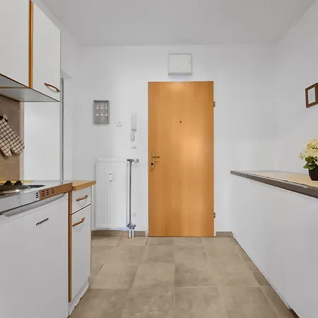 Apartment Sparkasse Platz 8 *