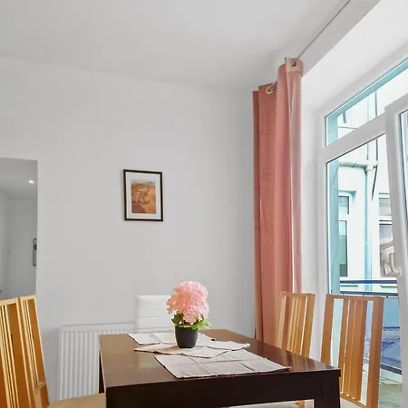 Apartment Sparkasse Platz 8 Stockerau