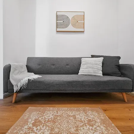 Sparkasse Platz 8 Daire