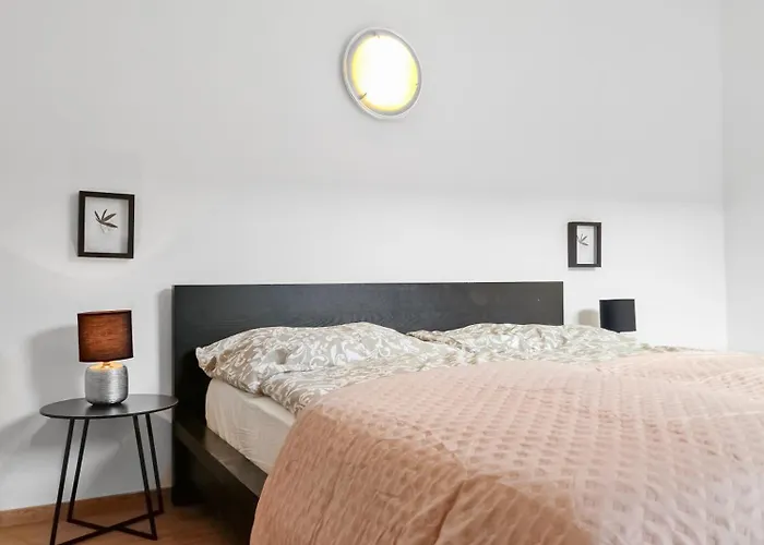 公寓 Sparkasse Platz 8