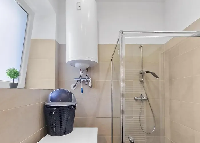 公寓 Sparkasse Platz 8 *