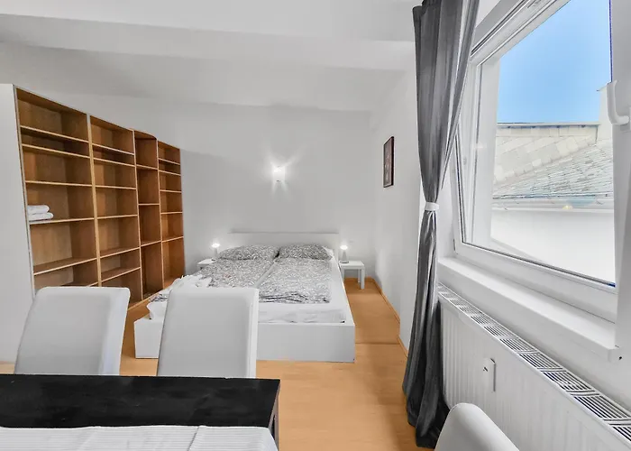 Sparkasse Platz 8 施托克劳