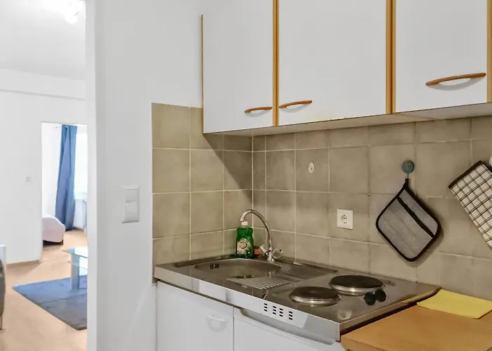 Sparkasse Platz 8 公寓 *