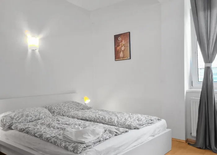 公寓 Sparkasse Platz 8 施托克劳